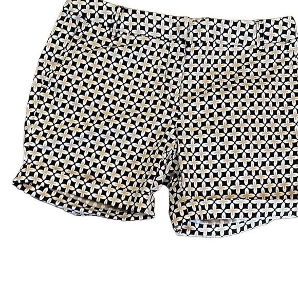 Liz, Claiborne shorts, Sloan style size 10 cuffed - Picture 1 of 3